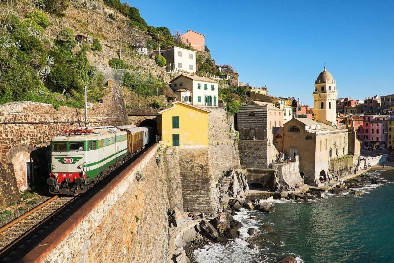 Joivy Light Flat With Great View, Cinque Terre Apartment Vernazza Ngoại thất bức ảnh